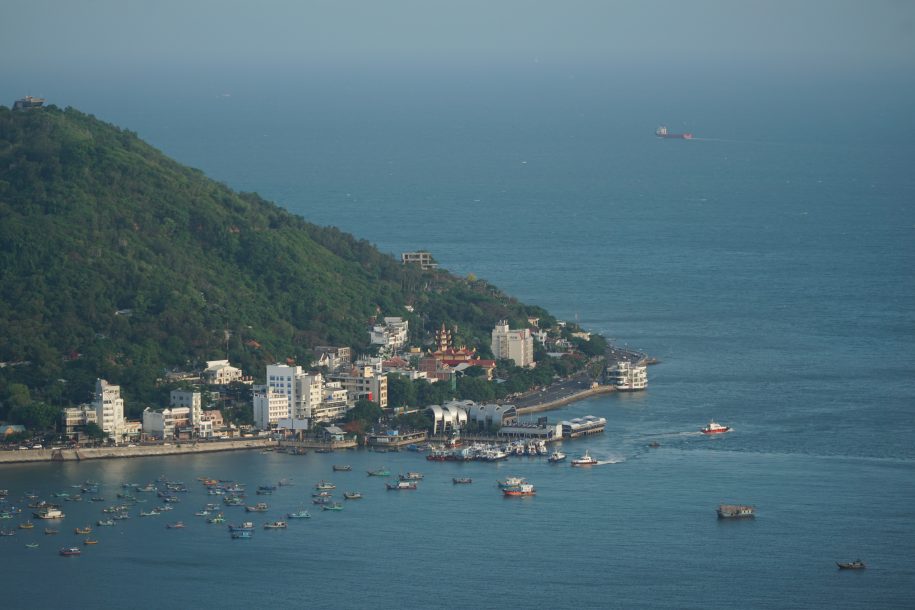 Bai Truoc beach in Vung Tau
